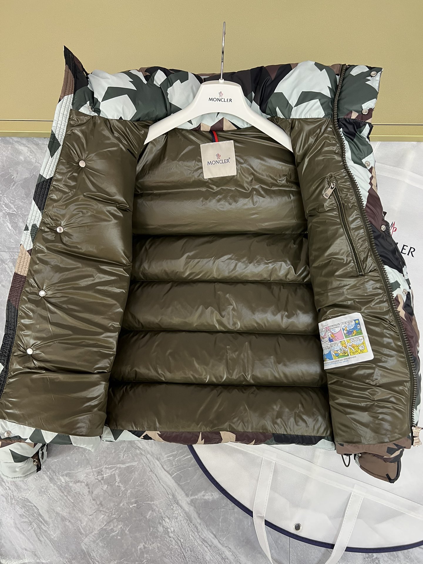 スーパーコピー服後払い国内発送対応N品安全必ず届く信用できるサイト